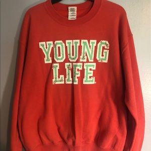 Young Life Gildan Sweatshirt Red Medium